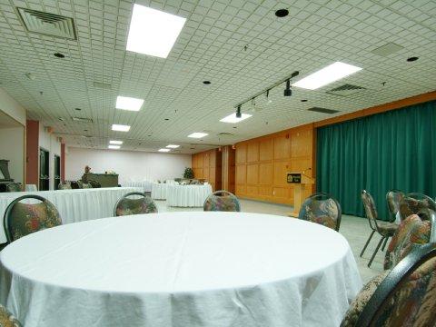 Border Inn & Suites Lloydminster Dış mekan fotoğraf