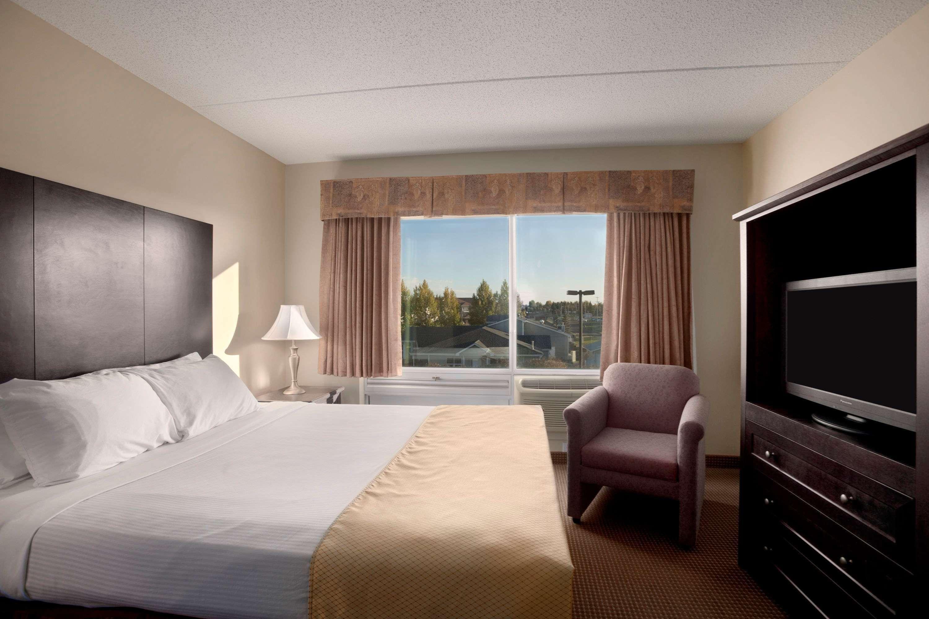 Border Inn & Suites Lloydminster Dış mekan fotoğraf