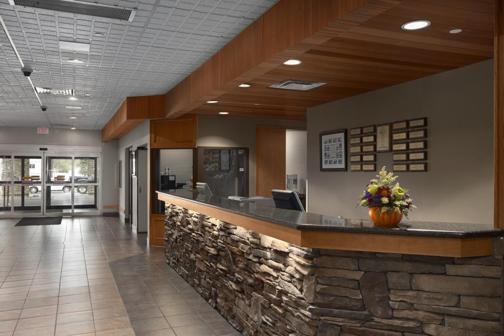 Border Inn & Suites Lloydminster İç mekan fotoğraf